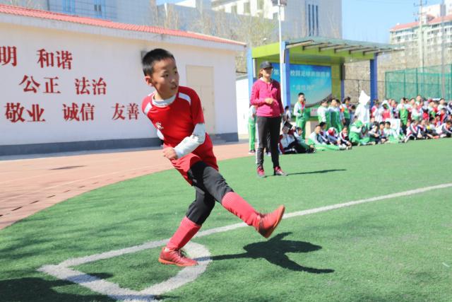 2024中国攀岩自然岩壁系列赛首站落户甘肃遮阳山